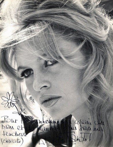 BARDOT Brigitte photo dédicacée de la collection Louis Née