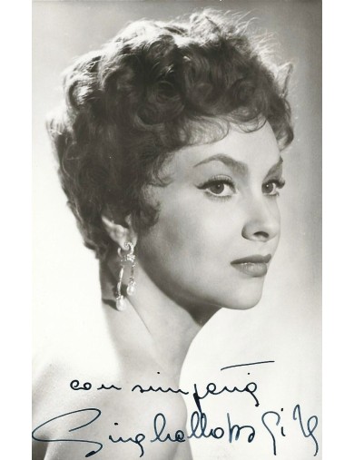 Carte photo originale 9 x 14 cm signée par Gina Lollobrigida dans les années 50.