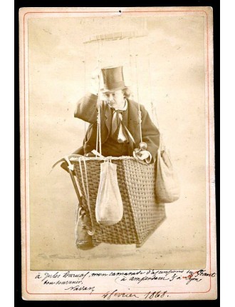 Autoportrait signé de Nadar dans son ballon – Photographie de cabinet, vers 1863 (pièce rarissime)
