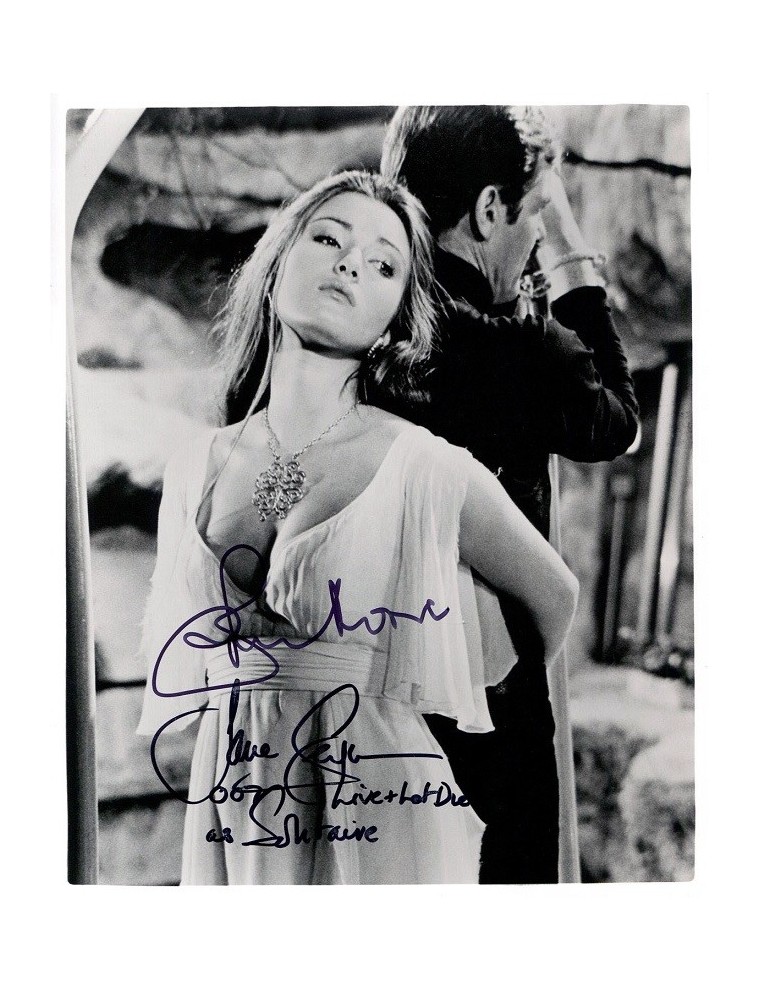 Roger MOORE & Jane SEYMOUR