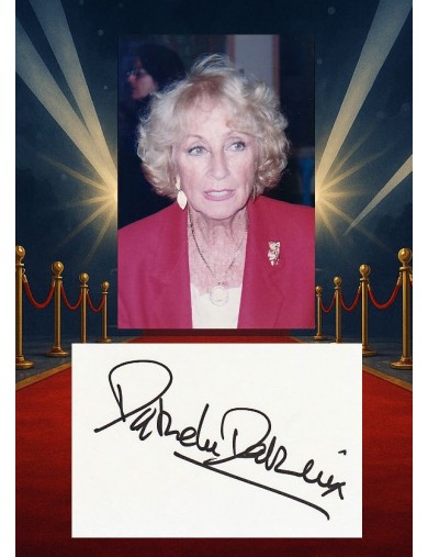 AUTOGRAPHE DE DANIELLE DARRIEUX