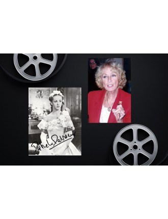 DANIELLE DARRIEUX – Carte photo signée