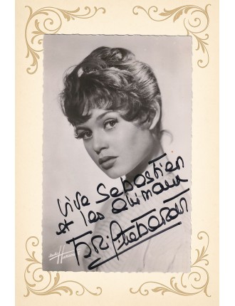Brigitte Bardot – Carte photo Harcourt 9x14 cm signée « Vive Sébastien et les animaux »
