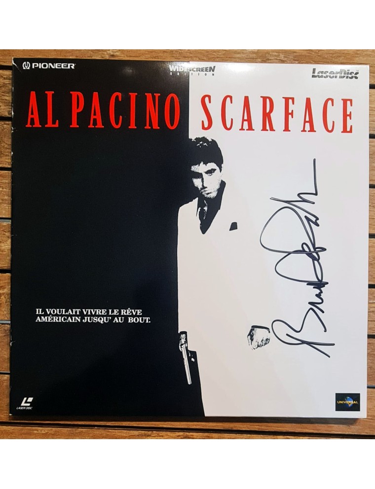 Autographe BRIAN DE PALMA — Pièce absolument exceptionnelle : Double LaserDisc “Scarface” signé  à Nice, 9 mai 2000
