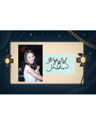 Alyssa Milano rare autographe  obtenu le 09 05 1996 au Festival de Cannes