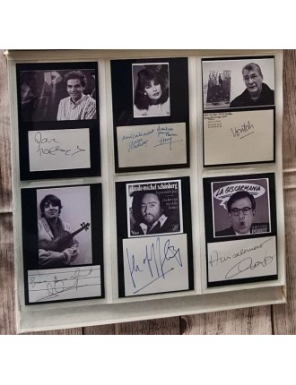 COLLECTION D'AUTOGRAPHES EN ALBUM