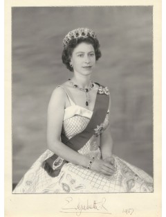 AUTOGRAPHES ELIZABETH II D'ANGLETERRE ET PHILIP D'EDIMBOURG